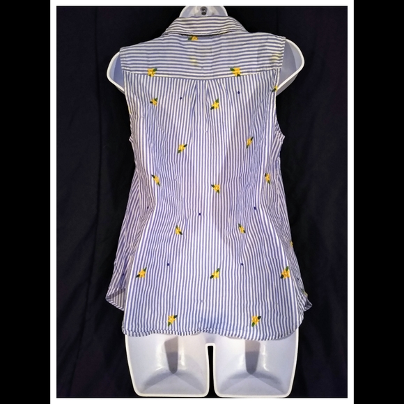 TALBOT'S sleeveless button down blouse - Picture 2 of 3